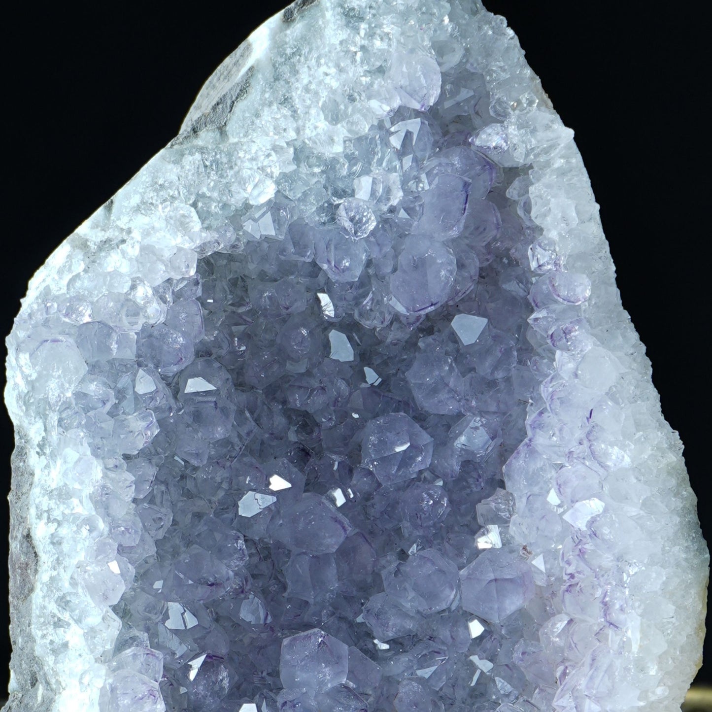 Ametiszt drúza álló 960g (URY) (FIX)