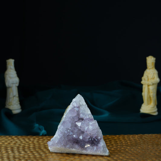 Ametiszt drúza álló 444g (URY) (FIX)