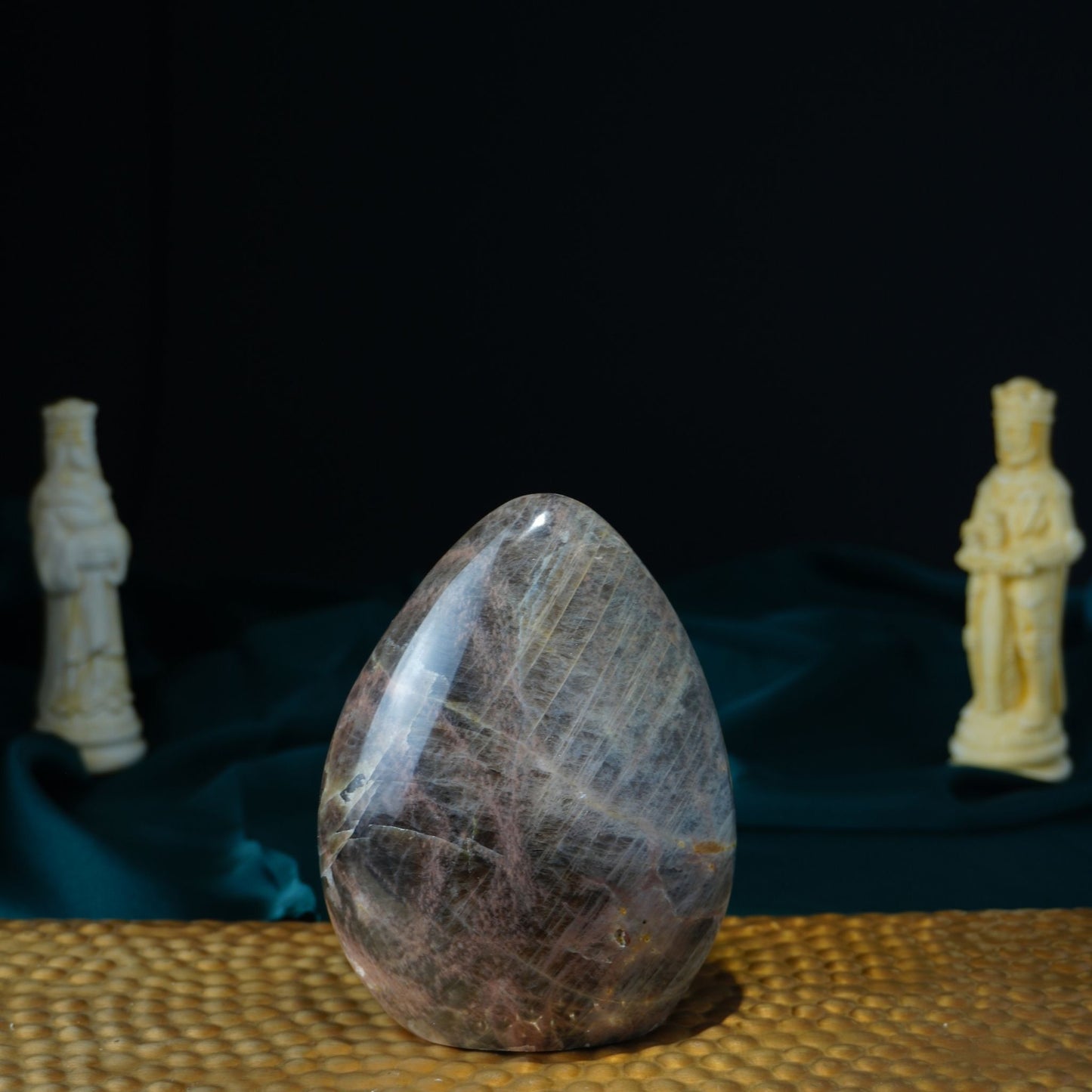 FF Holdkő fekete A 724g 12-13 cm (MDG)