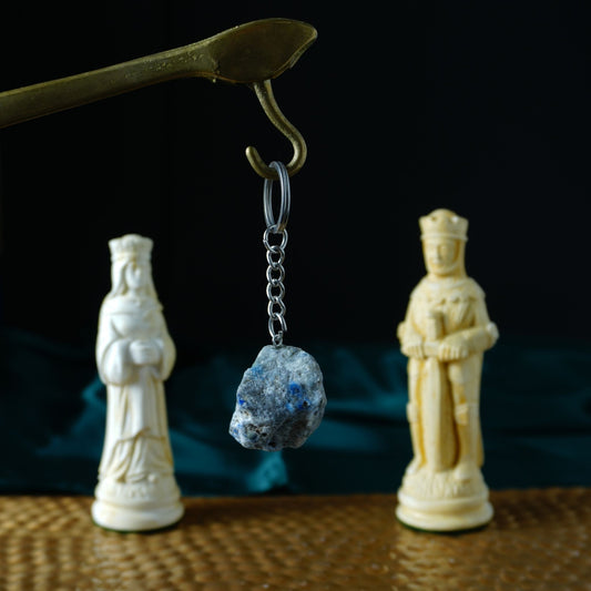 Natúr lapis lazuli kulcstartó